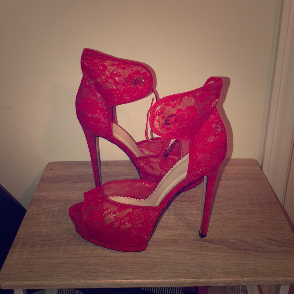 Shoes worn once